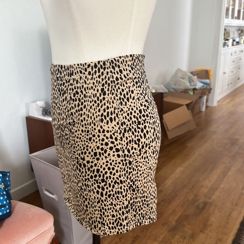🥳 HP 🥳 Phoebe skirt - Picture 4 of 10